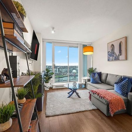 Dazzling Condo By Stadium Downtown With Free Parking فانكوفر المظهر الخارجي الصورة
