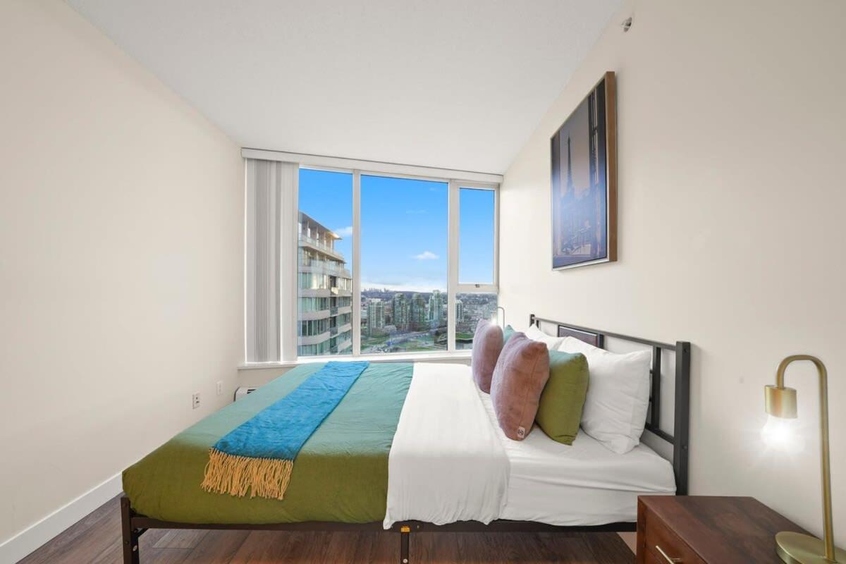 Dazzling Condo By Stadium Downtown With Free Parking فانكوفر المظهر الخارجي الصورة