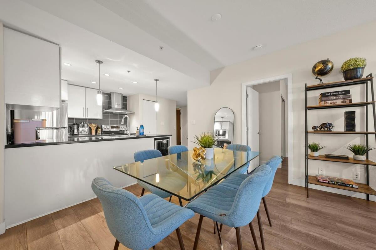 Dazzling Condo By Stadium Downtown With Free Parking فانكوفر المظهر الخارجي الصورة
